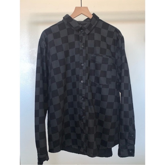 FOREVER21 MENS BLACK CHECKERED BUTTONED FRONT SHIRT SIZE MEDIUM - Picture 5 of 6